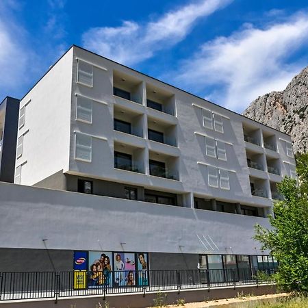 Rivus Apartments Омиш Экстерьер фото