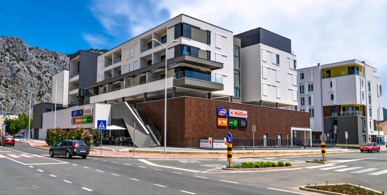 Rivus Apartments Омиш Экстерьер фото